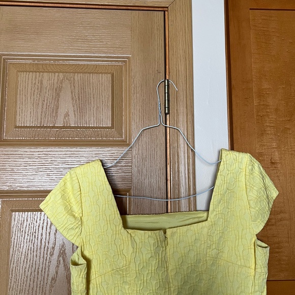 Andrianna Papell size 8 good condition - Picture 4 of 5